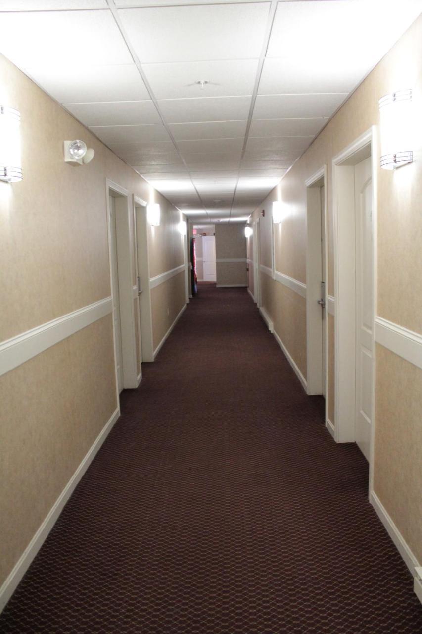 Shiretown Inn & Suites Houlton Exterior photo